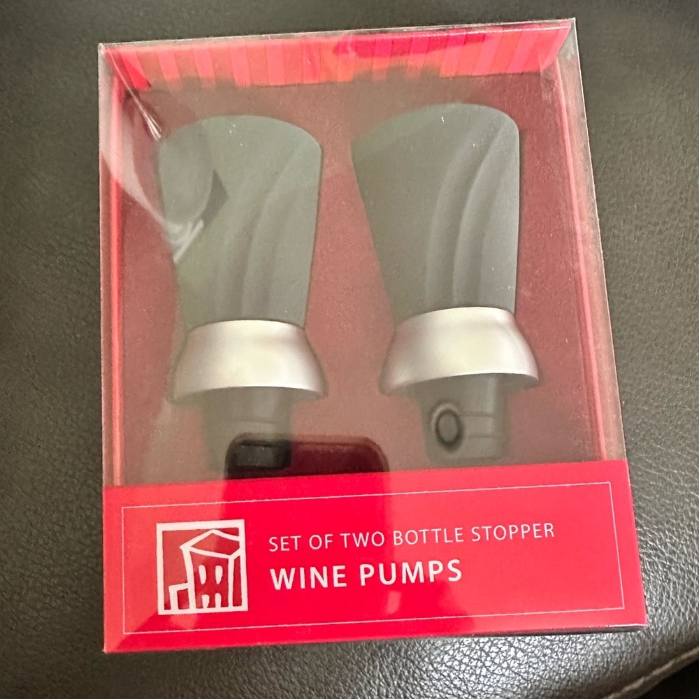Brookstone Set of Two Bottle Stopper Wine Pumps